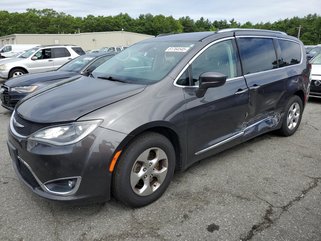 CHRYSLER PACIFICA TOURING L PLUS