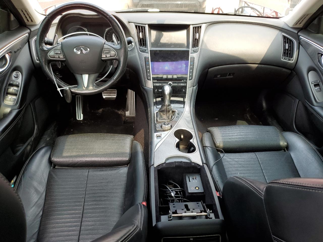 INFINITI Q50 PREMIUM