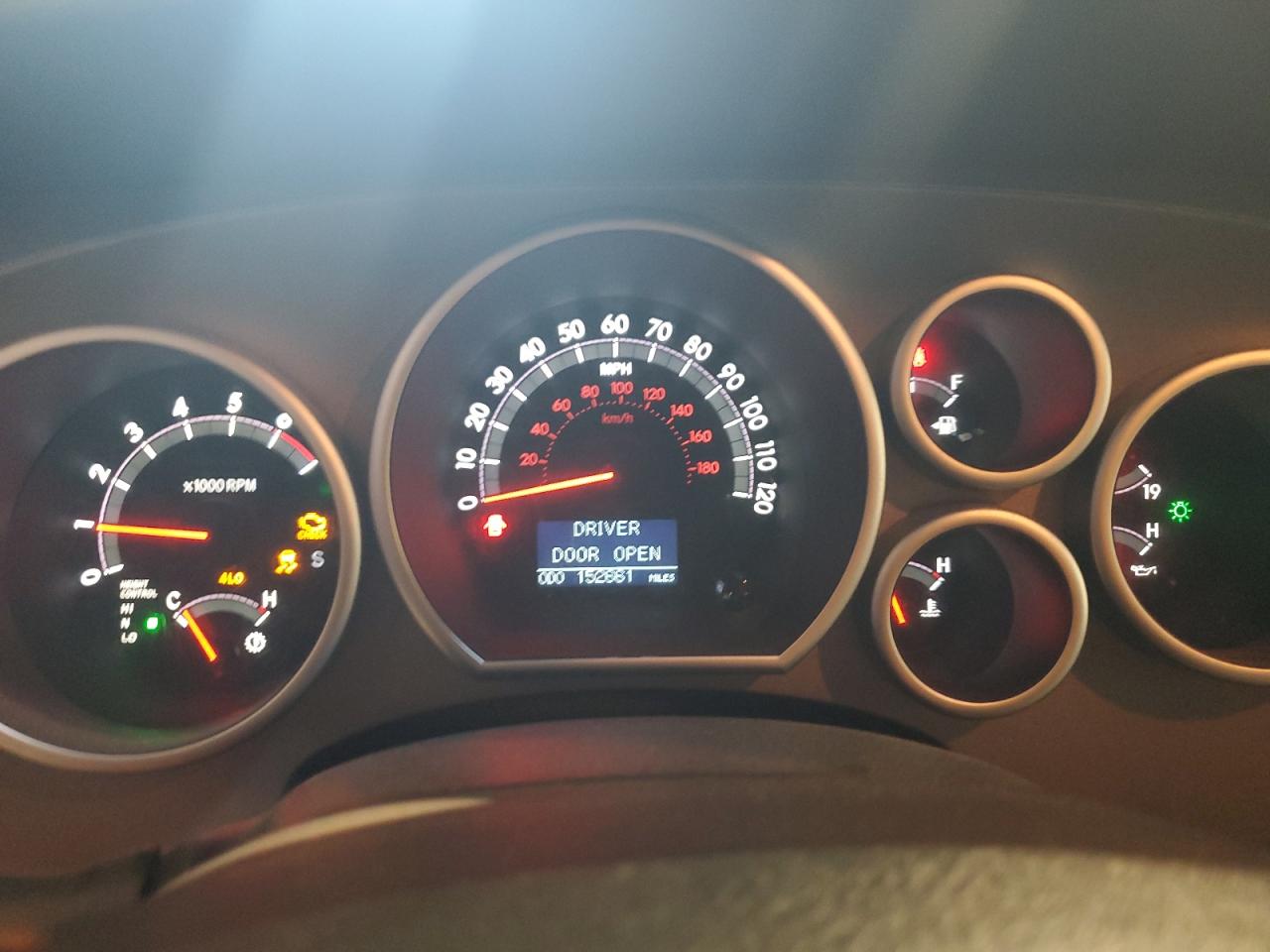 TOYOTA SEQUOIA PLATINUM