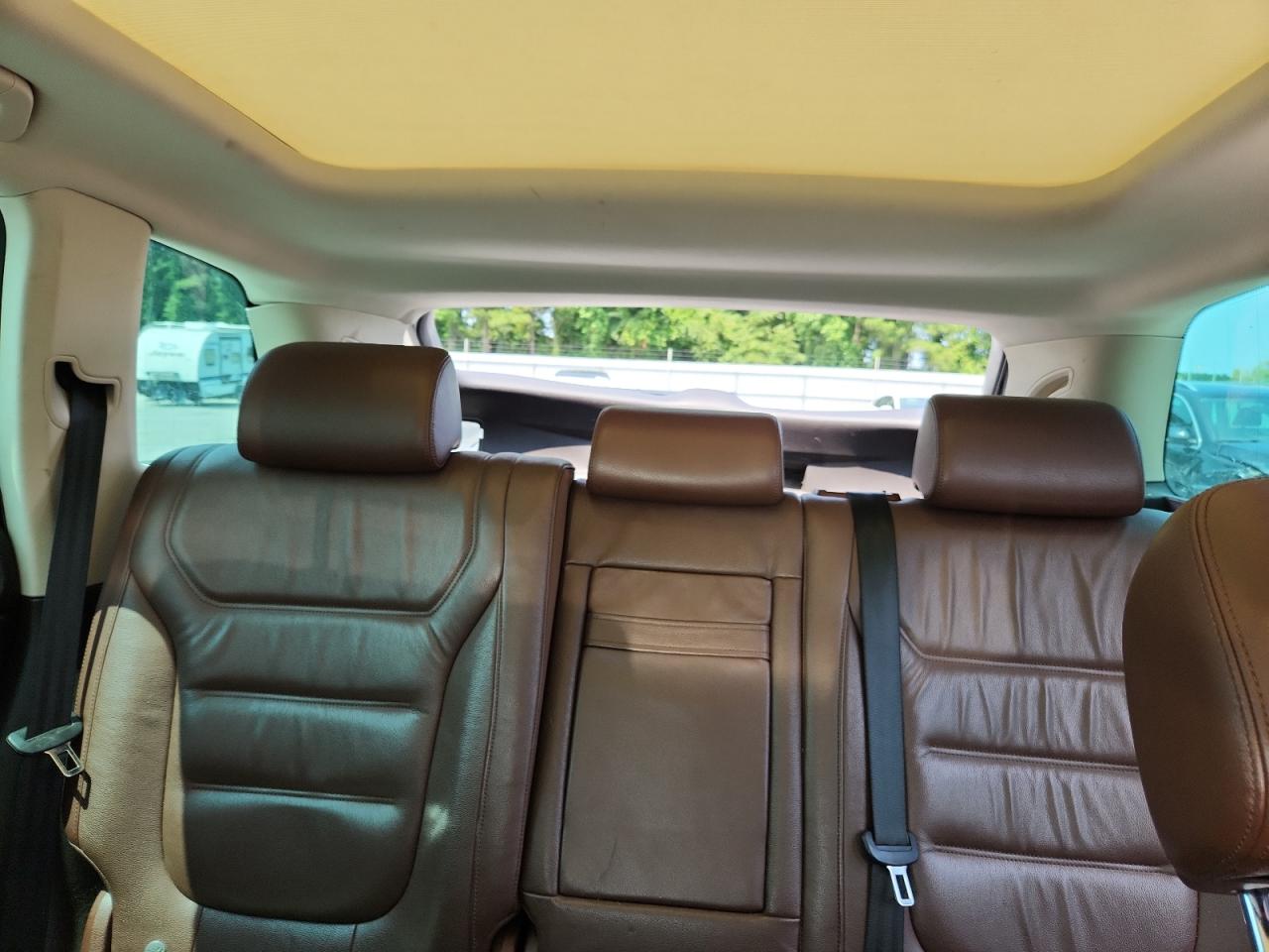 Volkswagen Touareg v6 2014