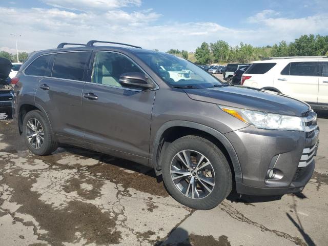 Vin: 5tdbzrfh5js807483, lot: 62724915, toyota highlander le 20184