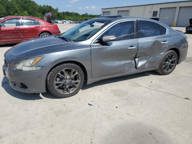 NISSAN MAXIMA S