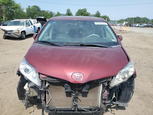 2011 TOYOTA SIENNA XLE - 5TDYK3DC3BS157220