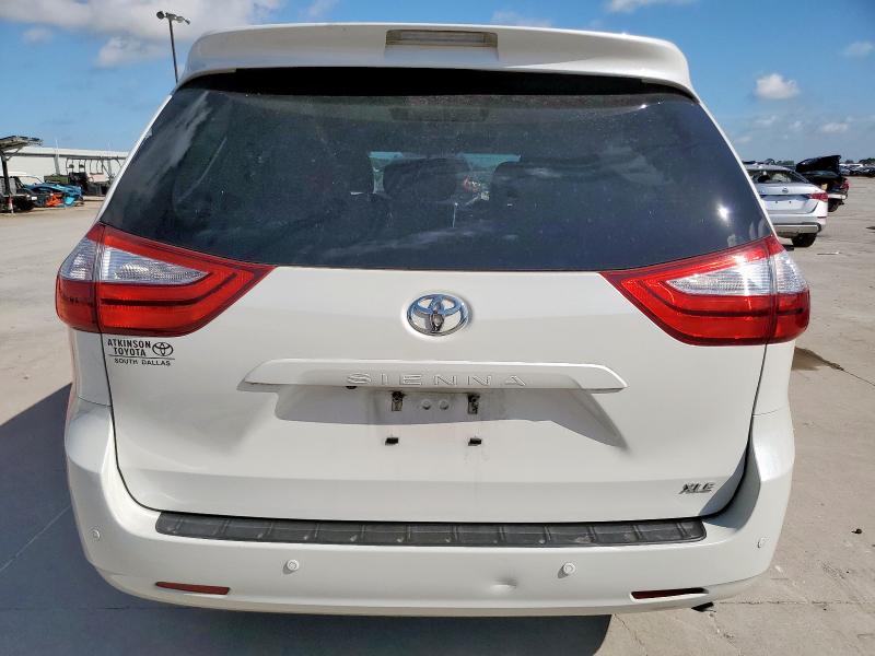 2017 TOYOTA SIENNA XLE 5TDYZ3DCXHS871530