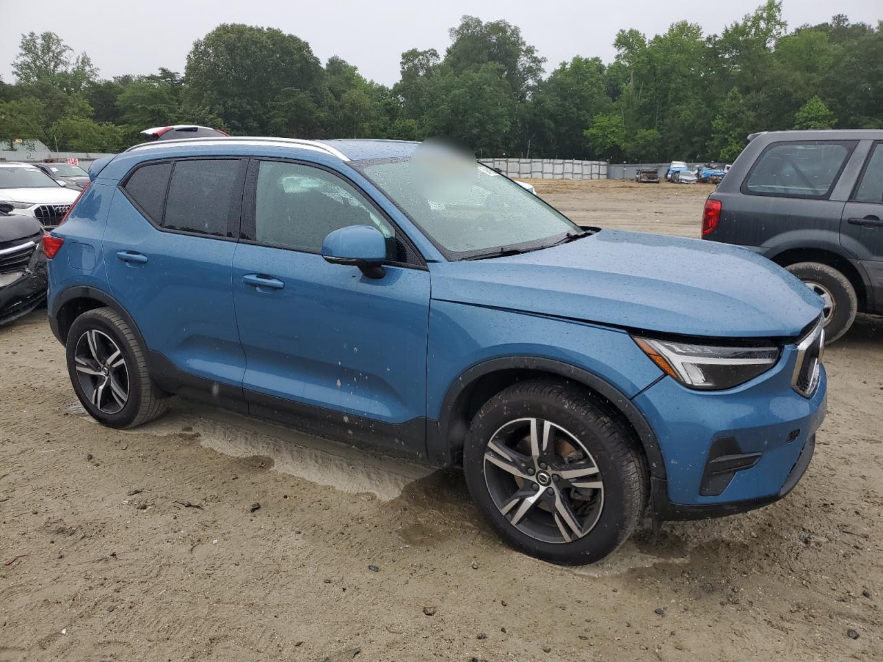 VOLVO XC40 CORE