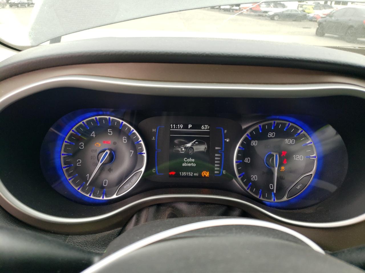 CHRYSLER PACIFICA TOURING