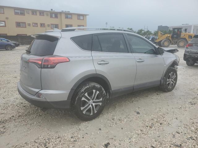 Vin: 2t3zfrev1jw458884, lot: 59511775, toyota rav4 le 20183