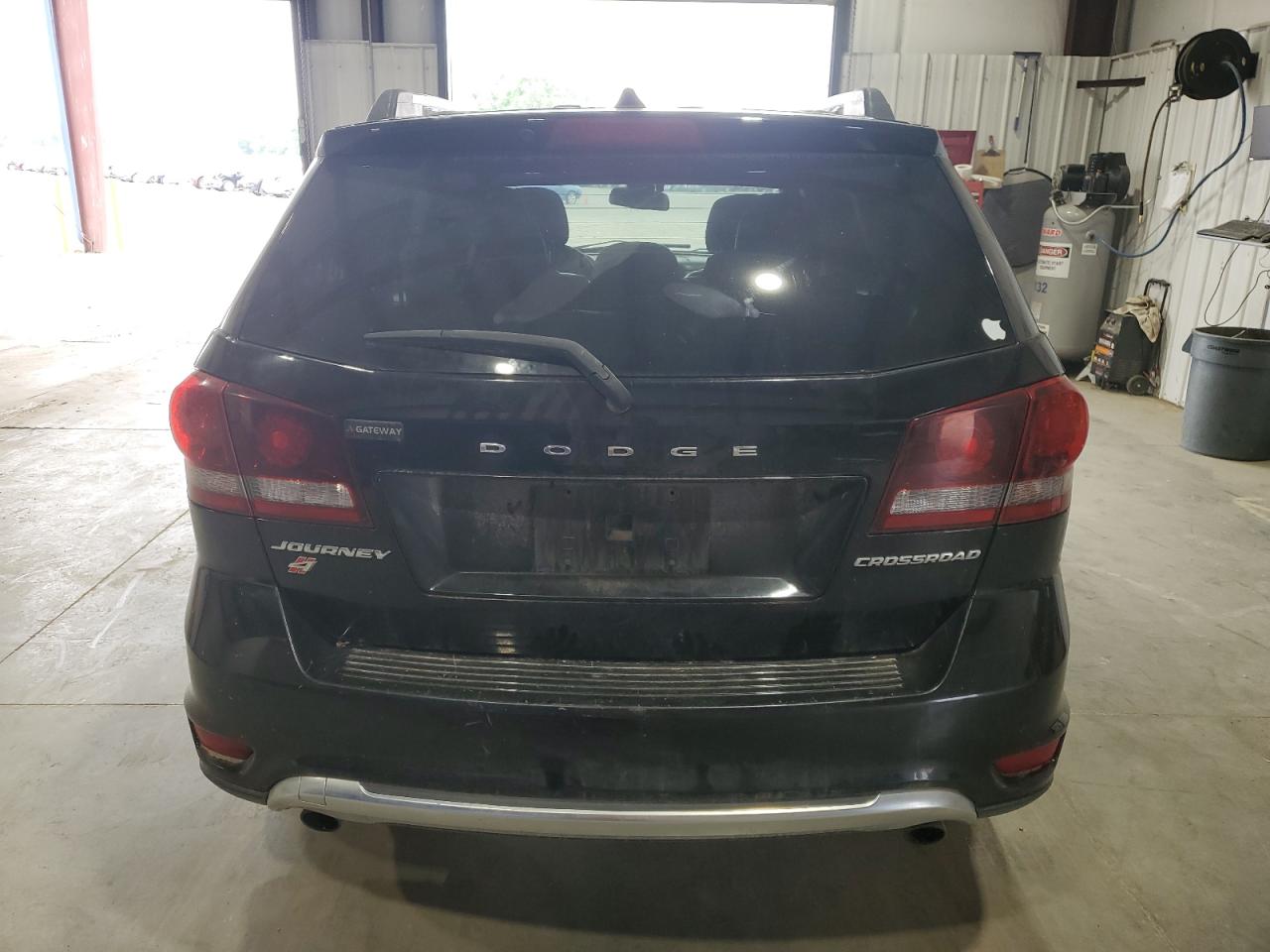 DODGE JOURNEY CROSSROAD