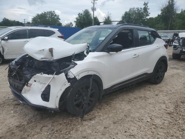 NISSAN KICKS SR