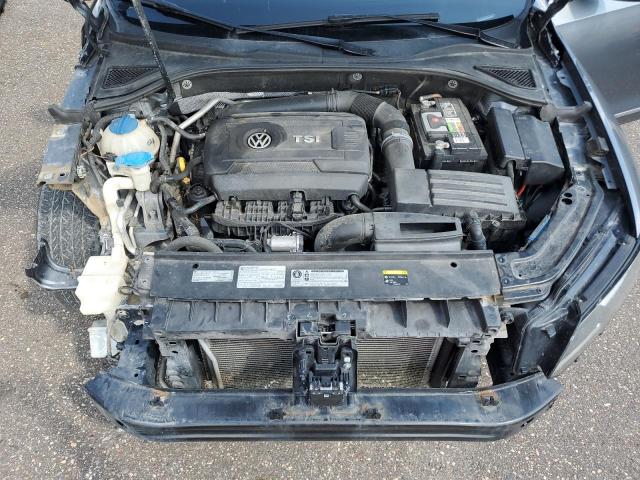 2017 VOLKSWAGEN PASSAT R-L 1VWDT7A30HC036529
