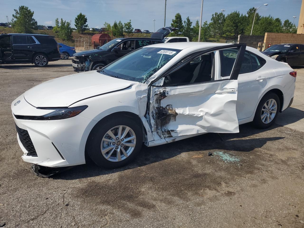 TOYOTA CAMRY XSE