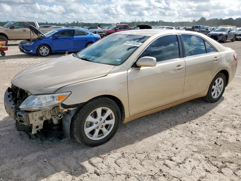 TOYOTA CAMRY BASE