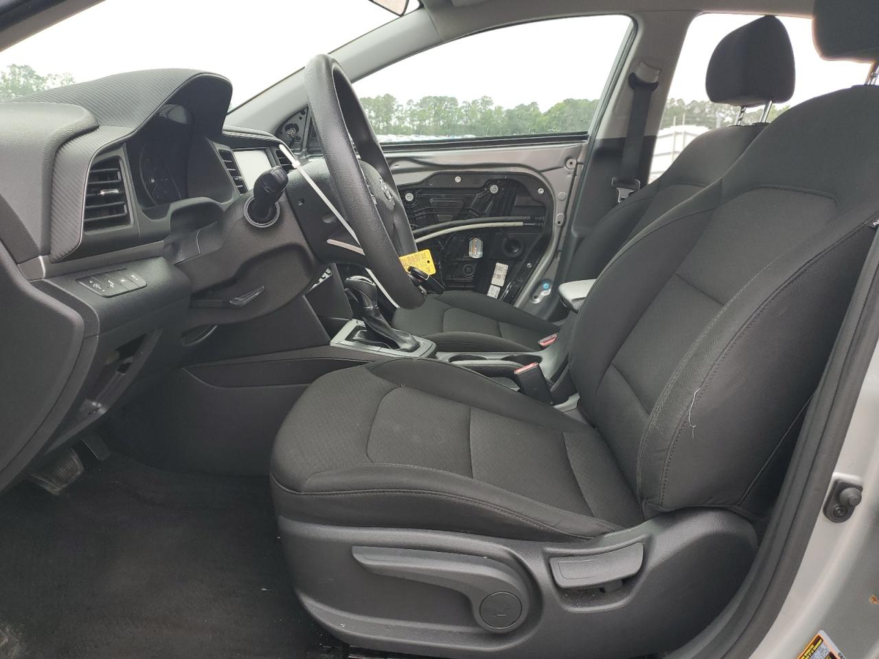 Hyundai Elantra se 2020