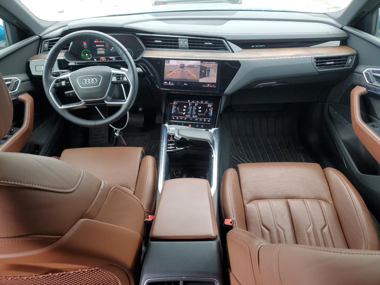 AUDI E-TRON PRESTIGE