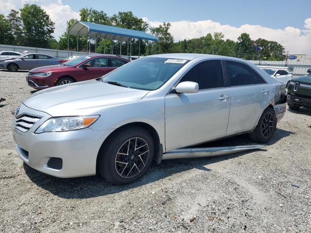 TOYOTA CAMRY BASE