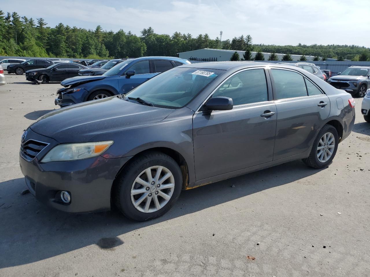 TOYOTA CAMRY BASE