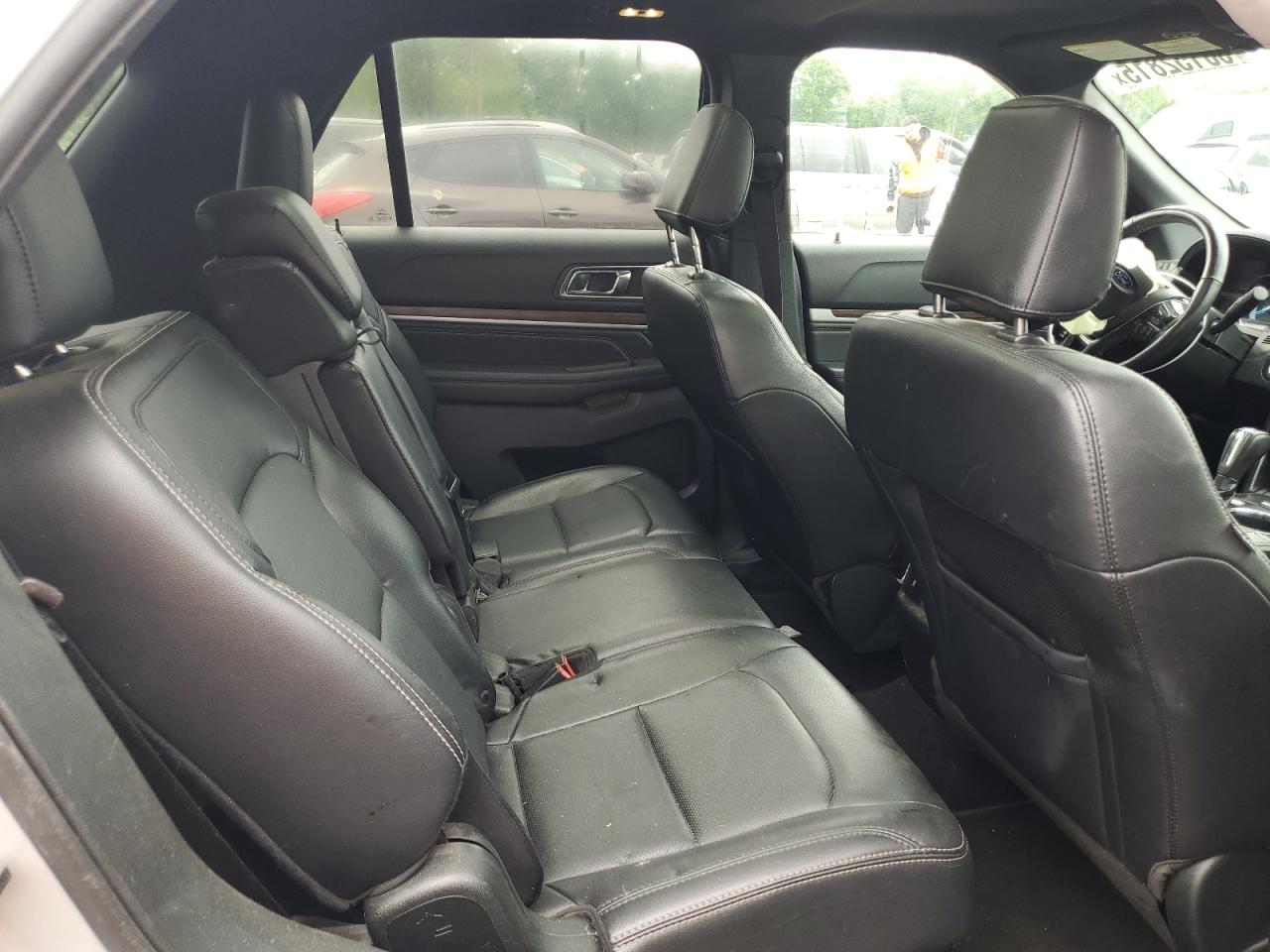 FORD EXPLORER LIMITED