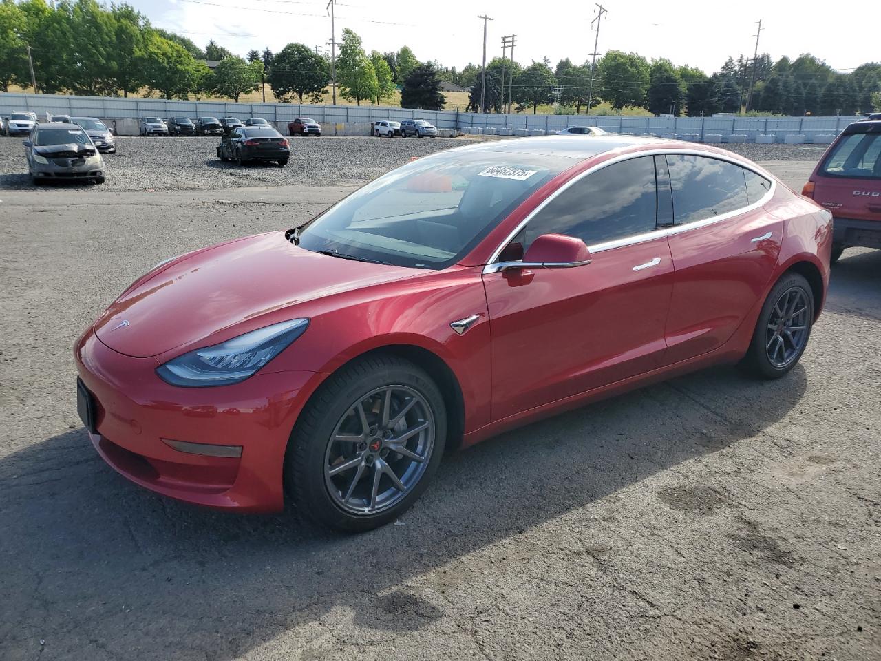 TESLA MODEL 3