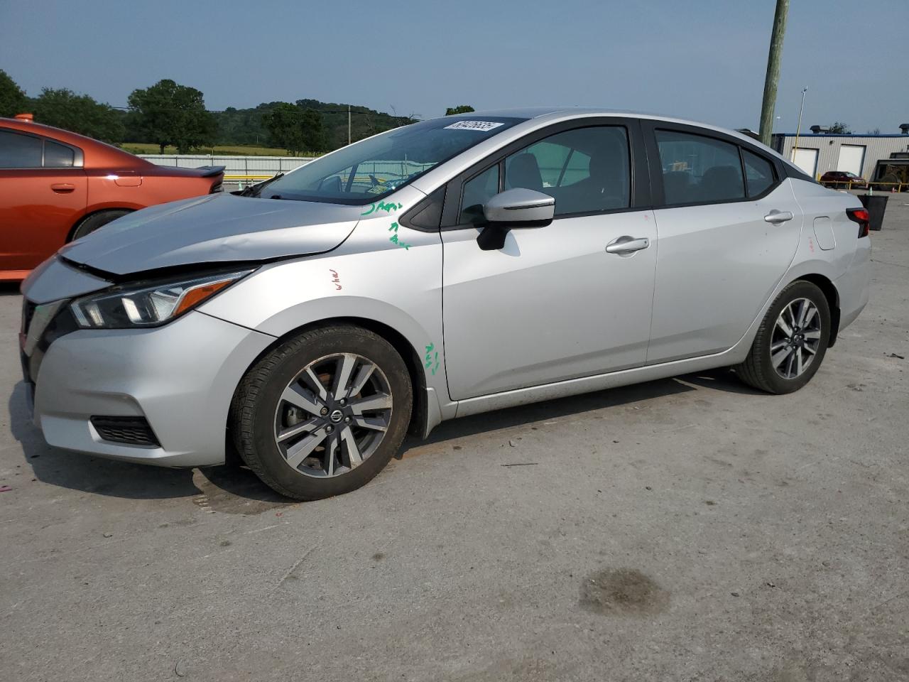 NISSAN VERSA SV