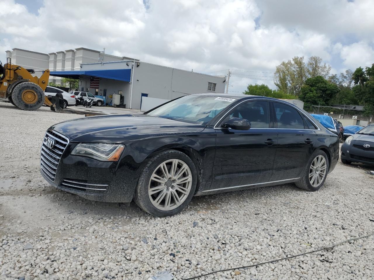 AUDI A8 QUATTRO