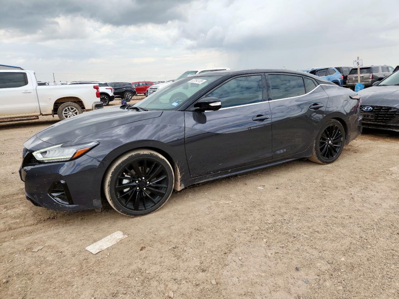 NISSAN MAXIMA PLATINUM