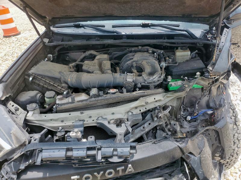 2019 TOYOTA 4 RUNNER JTEBU5JR6K5721383