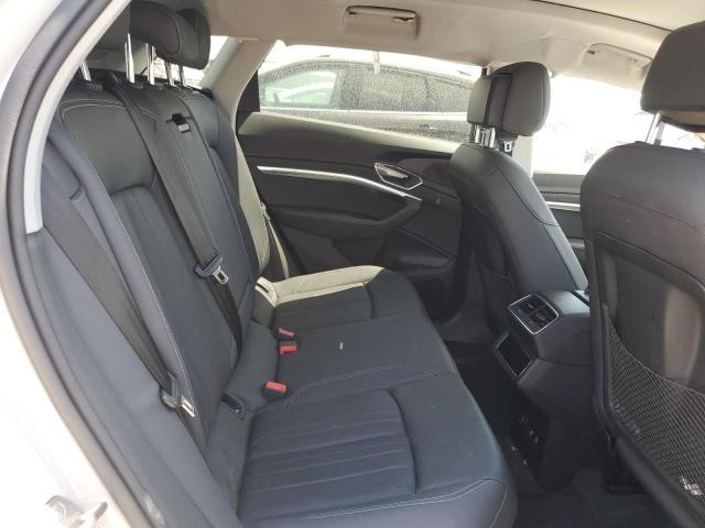 2019 AUDI E-TRON PRE WA1LAAGE2KB024948