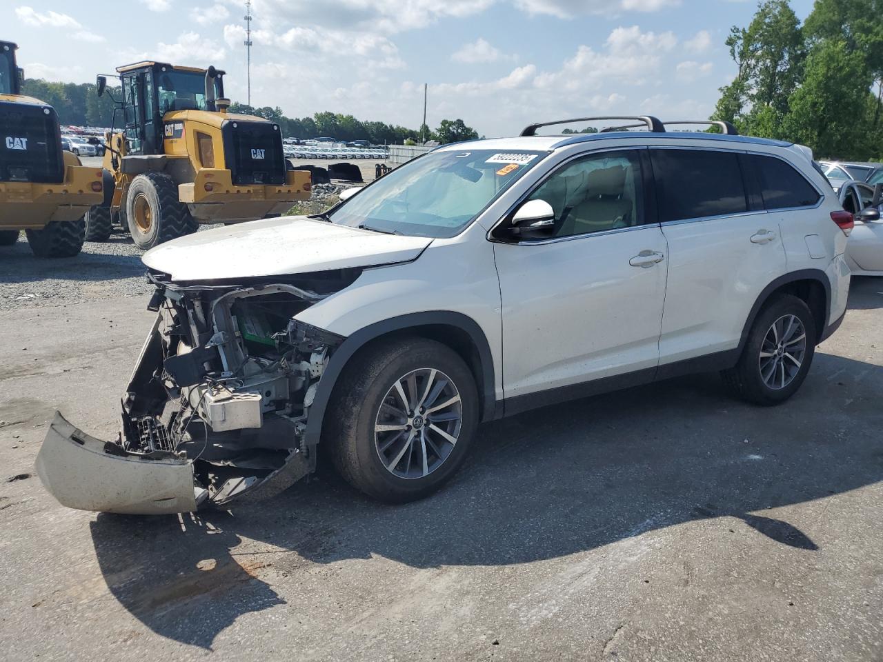 TOYOTA HIGHLANDER SE