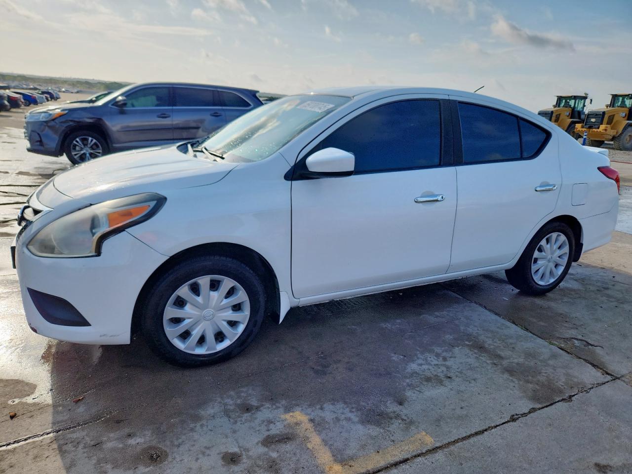 NISSAN VERSA S