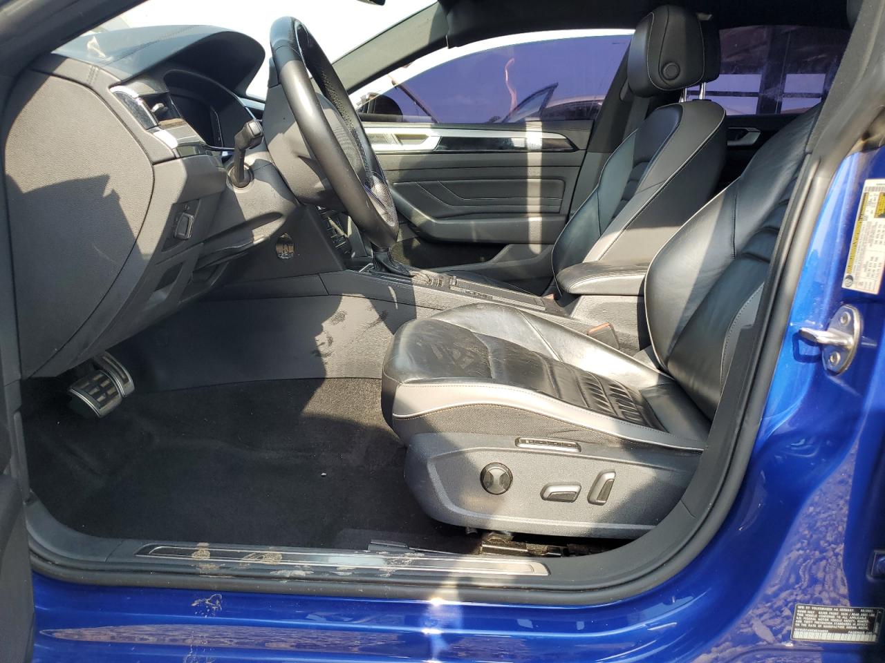 VOLKSWAGEN ARTEON SEL R-LINE