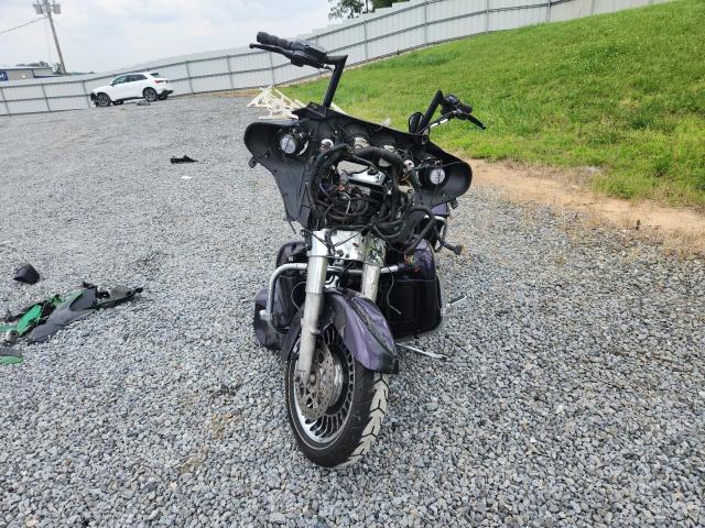 2011 HARLEY-DAVIDSON FLHTK 1HD1KEM17BB671136