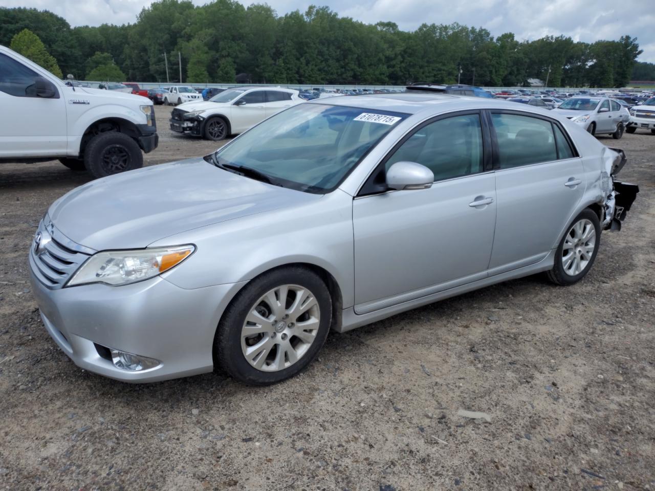 TOYOTA AVALON BASE
