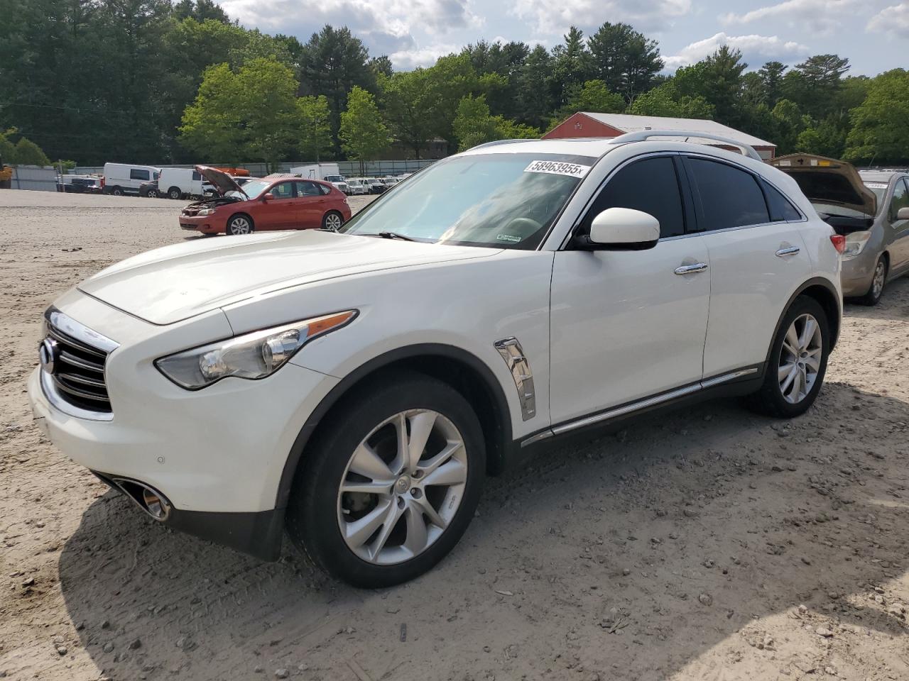 INFINITI FX35