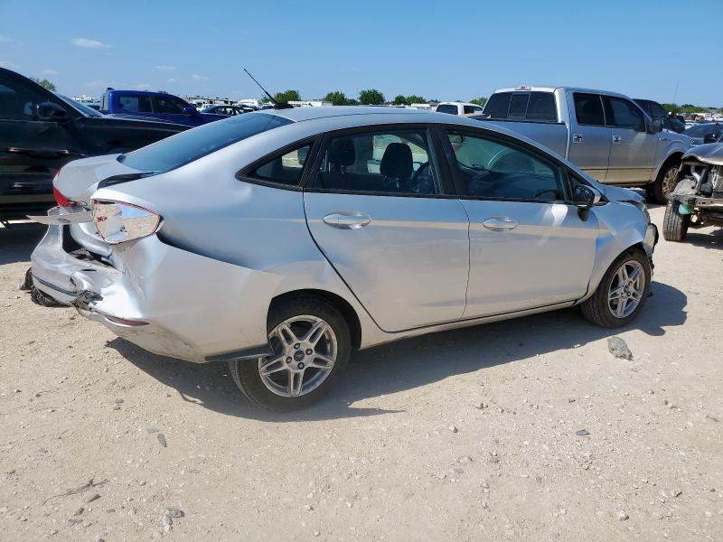 Vin: 3fadp4bj7hm139485, lot: 61081215, ford fiesta se 20173