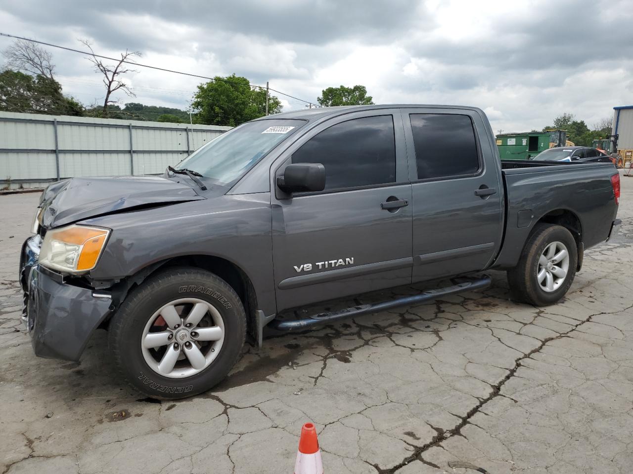 NISSAN TITAN S