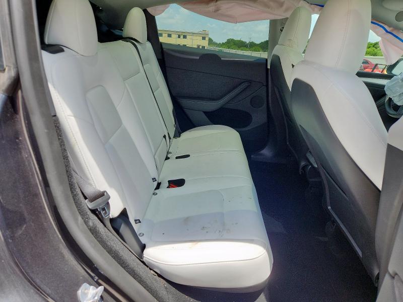 2024 TESLA MODEL Y 7SAYGDED6RA333920