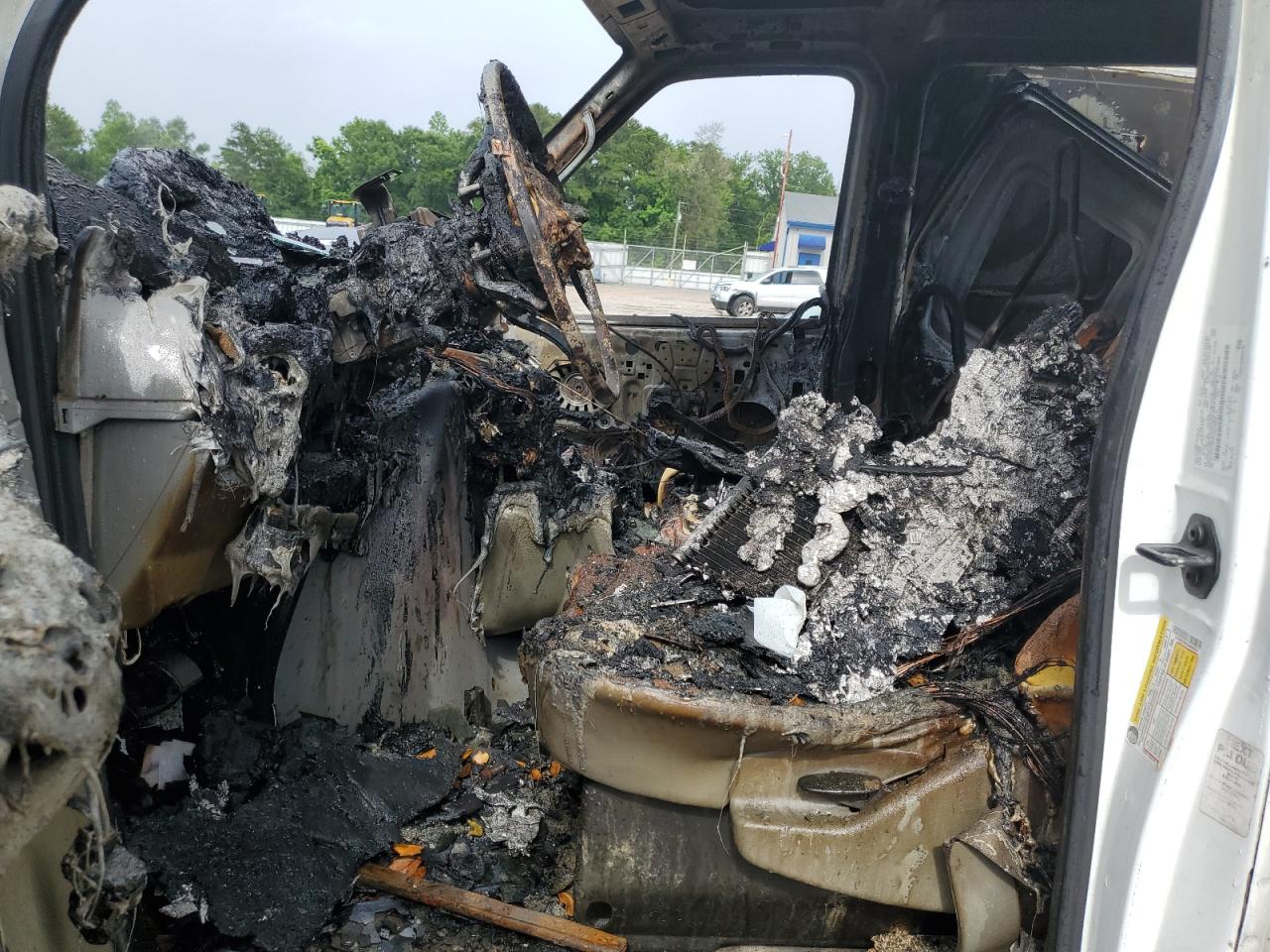 FORD ECONOLINE E250 VAN