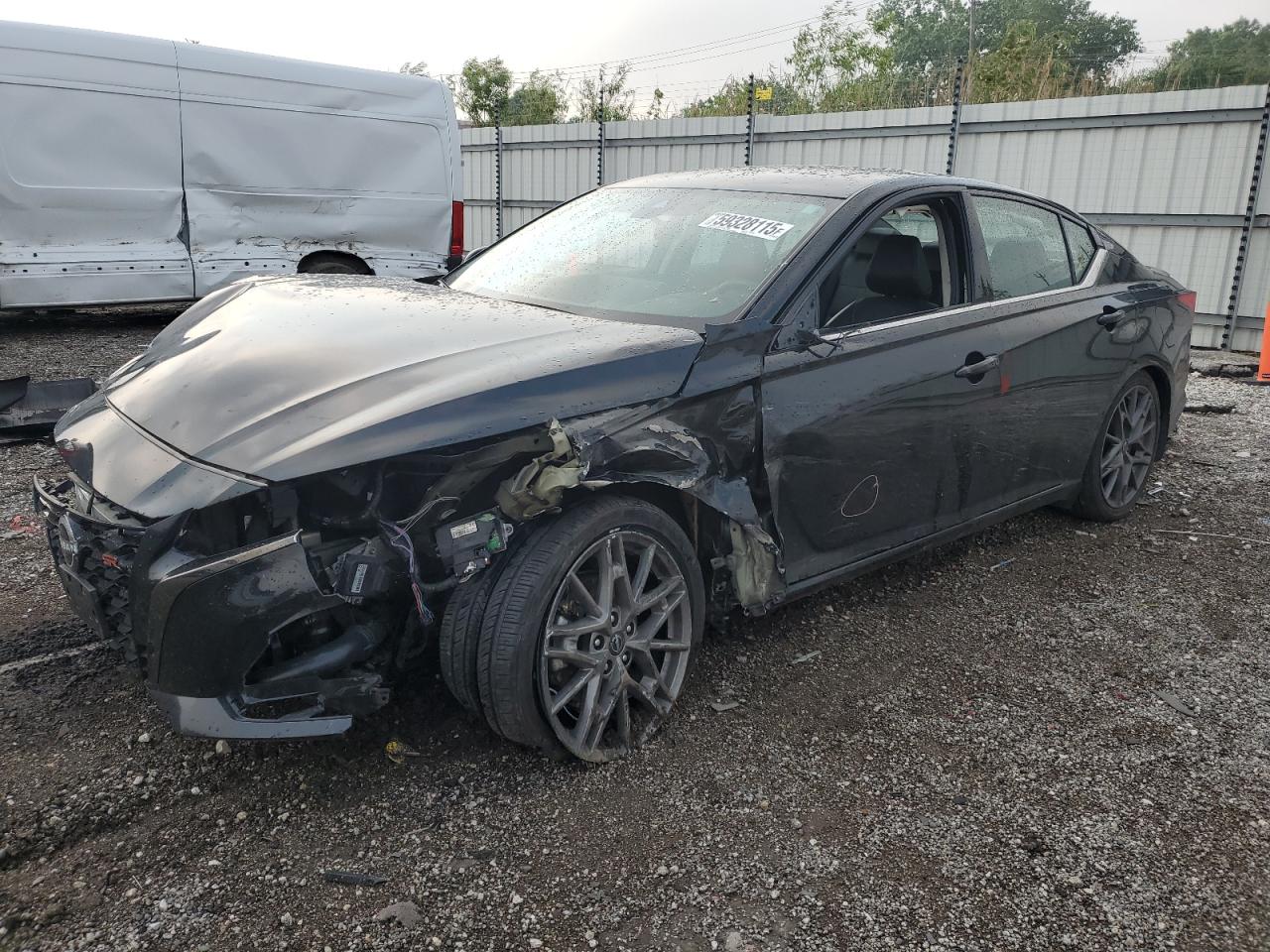 NISSAN ALTIMA SR