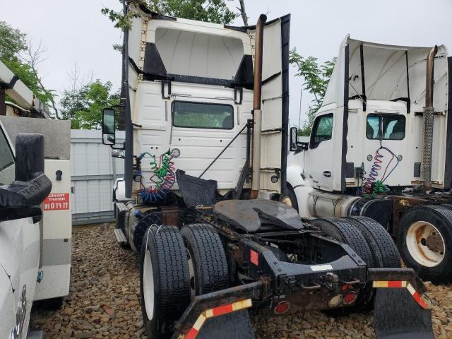 VOLVO VN VNL 2017 white tractor diesel 4V4N39TG9HN977456 photo #4