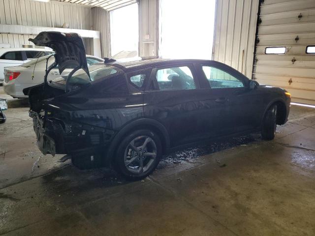 Vin: 3kpft4de7se054310, lot: 61607285, kia k4 lx lx 20253