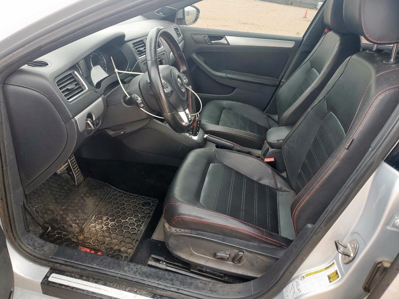 VOLKSWAGEN JETTA GLI