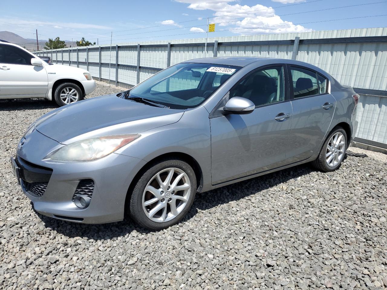 MAZDA 3 S