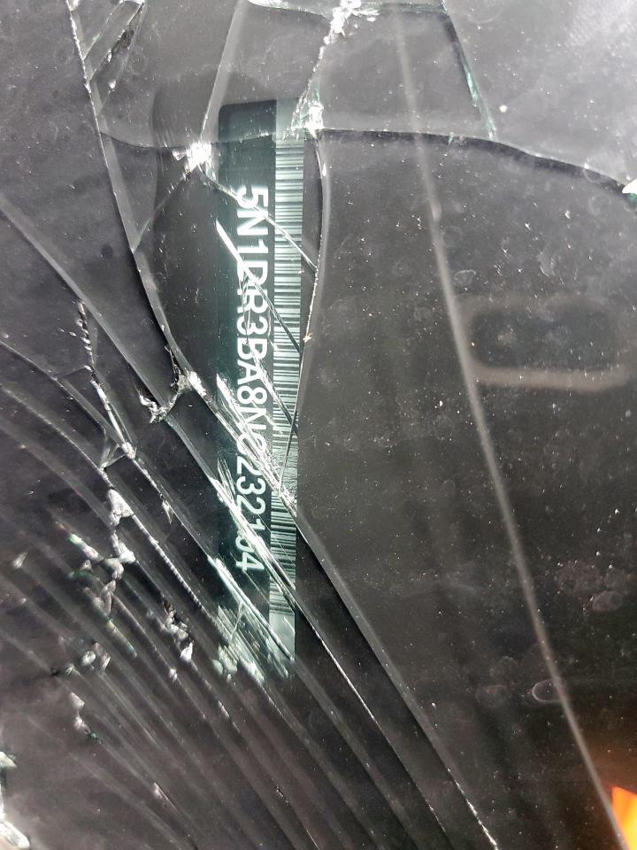 NISSAN PATHFINDER SV