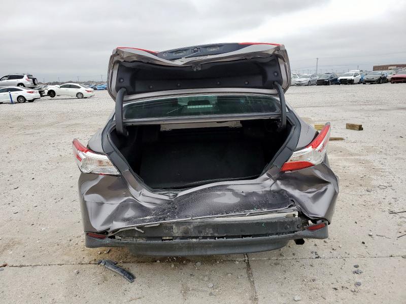 2018 TOYOTA CAMRY L 4T1B11HK5JU084498