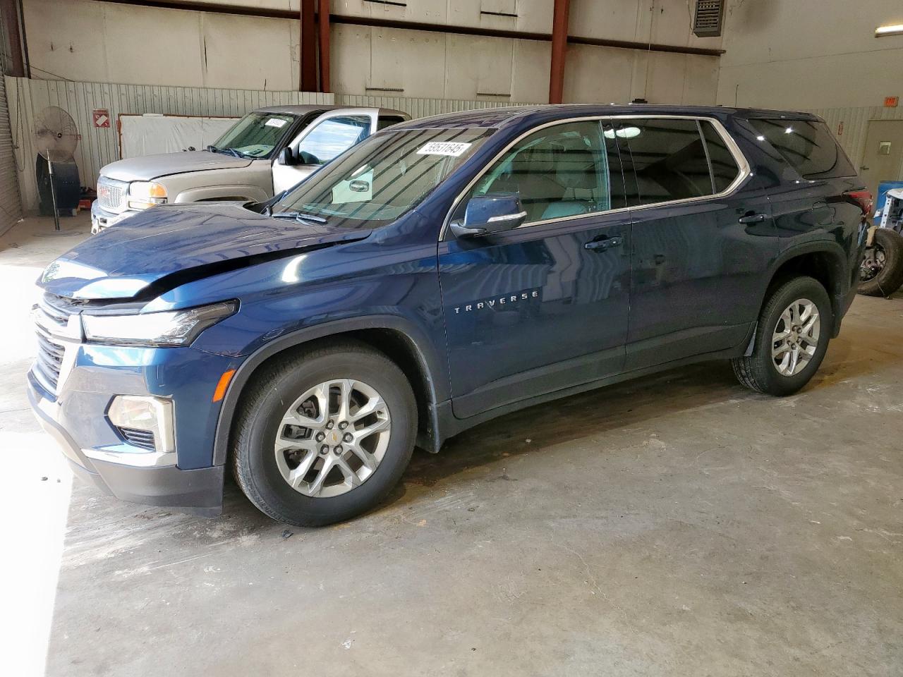 CHEVROLET TRAVERSE LS