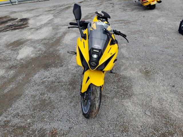 2024 SUZUKI GSX800 F JS1EM13BXR7101154