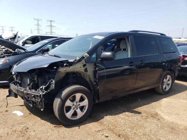 TOYOTA SIENNA LE