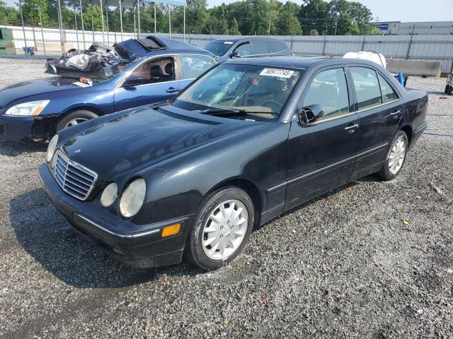 MERCEDES-BENZ E 320