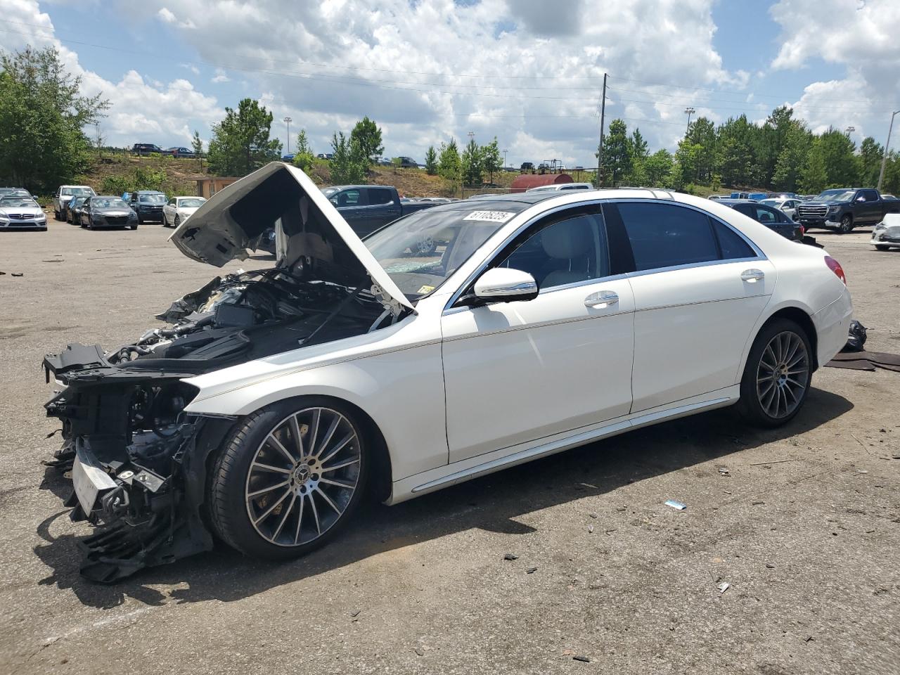 MERCEDES-BENZ S-CLASS 550
