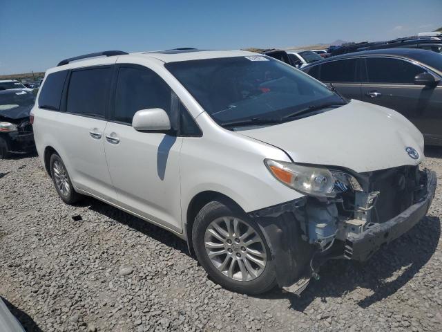 2015 TOYOTA SIENNA XLE - 5TDYK3DC3FS628594
